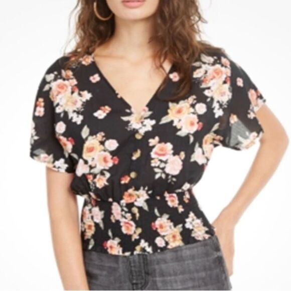 Planet Gold Junior's Smocked Floral Print Top Black Size X-Large - Picture 1 of 9